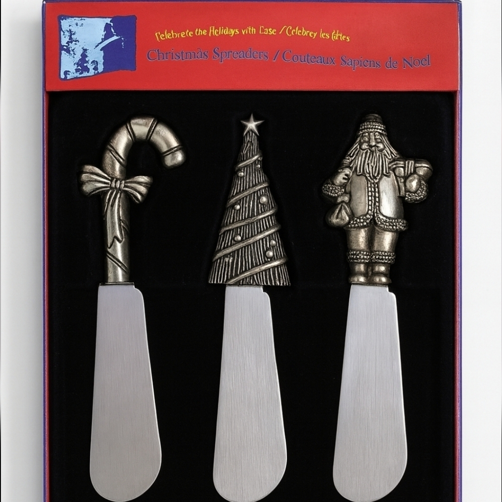 Christmas Holiday Spreader Knife Set Candy Cane Tree Santa Handles